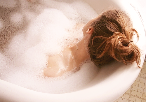 Hidratação Pós-Banho: Selando os Benefícios para uma Pele Radiante - inspiração 1