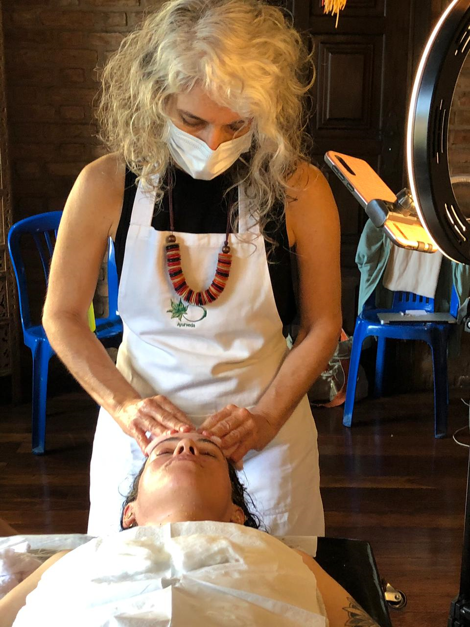 Massagem facial e corporal: Táticas ayurvédicas para rejuvenescer - inspiração 1