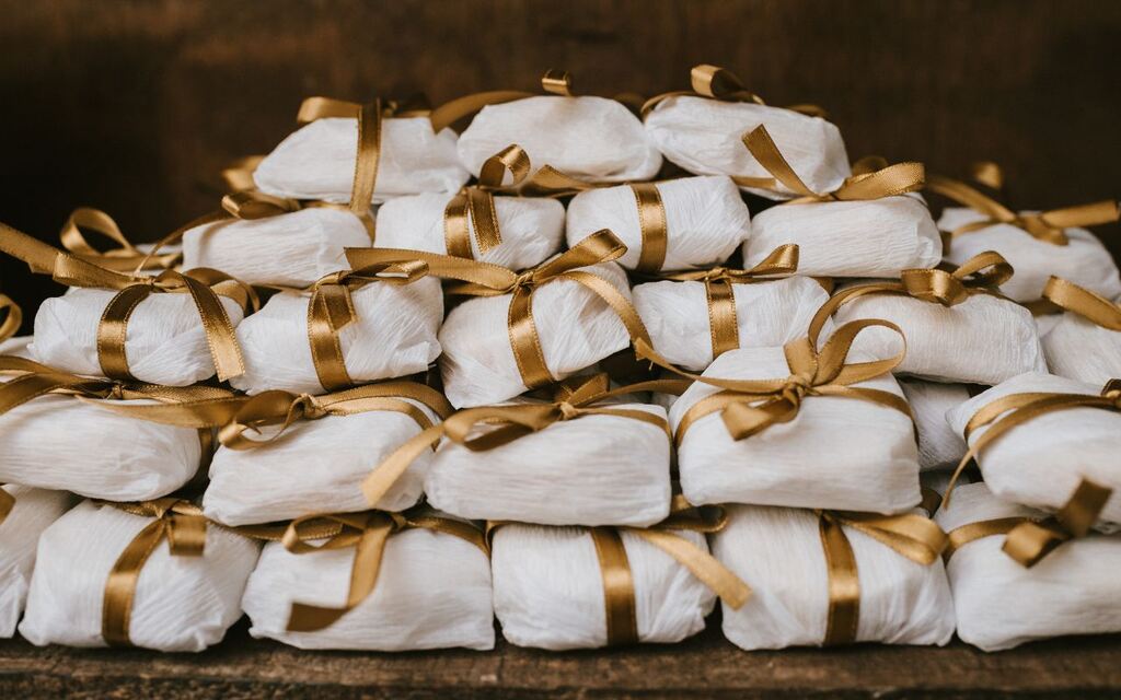 Montagem Precisa: Unindo as Camadas Para o Clássico Formato - inspiração 1