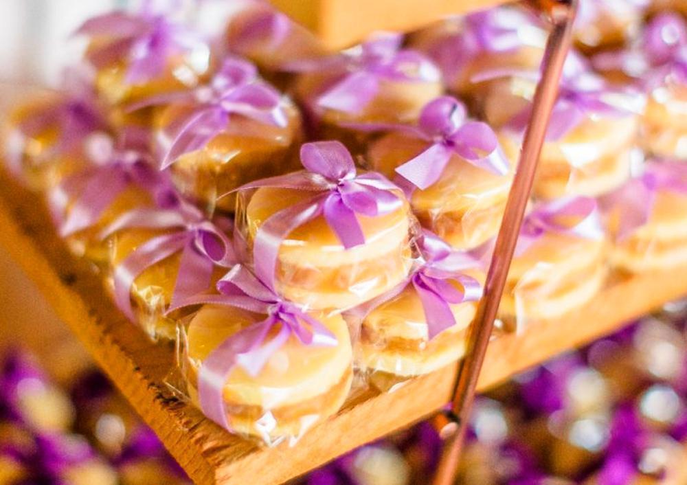 A Quantidade Certa de Glaçagem: Cobertura Delicada e Uniforme - inspiração 2