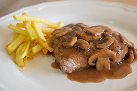 O Preparo do Molho: Técnica para uma Textura Aveludada - inspiração 1