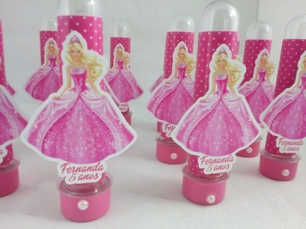 Decoração Adicional: Fitas, Laços e Glitter para Brilhar Mais - inspiração 2