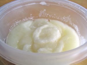 O Poder das Frutas: Esfoliante de Morango e Mel para Firmeza - inspiração 1