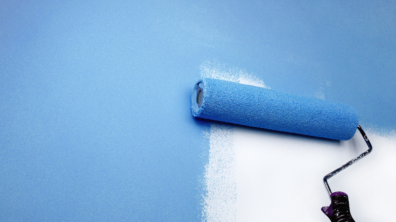 Aplicando a Tinta nas Áreas Maiores: Movimentos Fluidos e Uniformes - inspiração 2