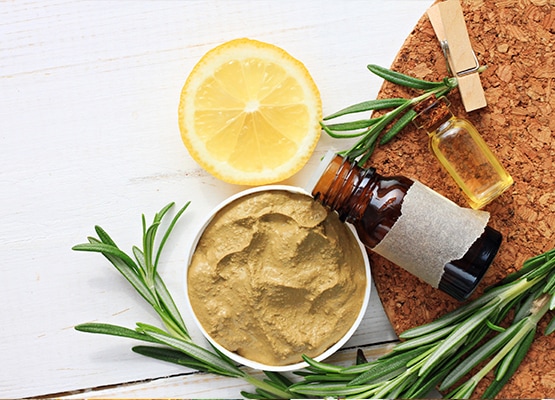 Esfoliante Corporal de Açúcar Mascavo e Azeite: Pele Macia e Luminosa em Minutos - inspiração 1