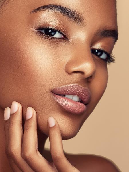 Pó Translúcido ou Compacto: Selando a Perfeição - inspiração 2