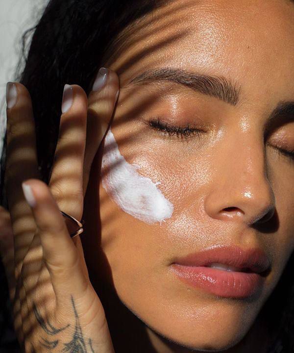 Blush e Contorno: Cores Naturais que Duram - inspiração 1