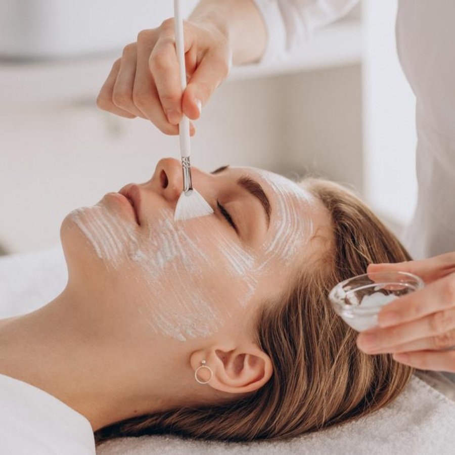 Tipos de Peelings Químicos: Qual o Ideal Para Sua Pele? - inspiração 2