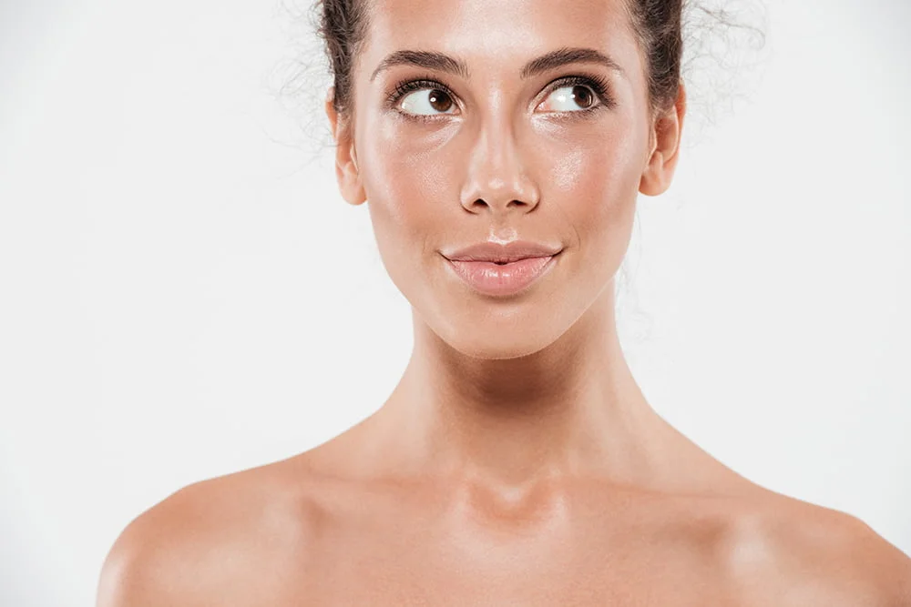 Maquiagem para pele oleosa: truques para um look impecável e duradouro - inspiração 1