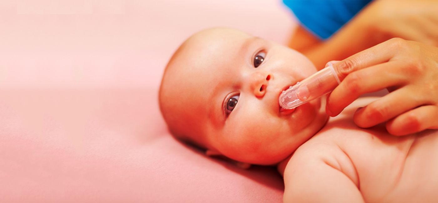 Guia Completo: Escolhendo a Escova e Creme Dental Ideais para o Seu Bebê