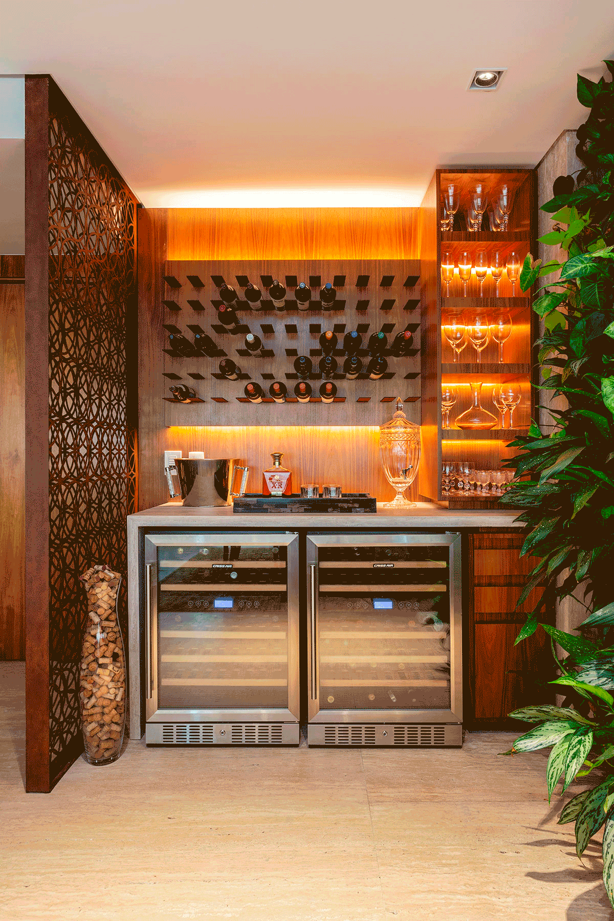 ideias adega sala estar moderna pequena