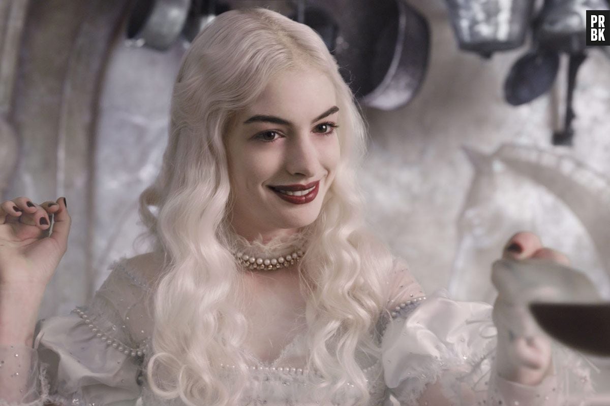 Anne Hathaway: A Versatilidade da Atriz por Trás da Rainha Branca