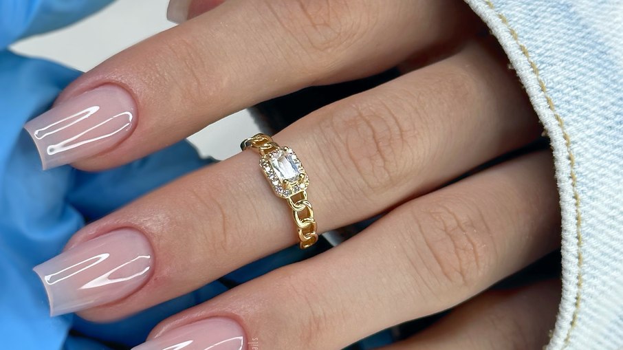 alongamento de unhas natural