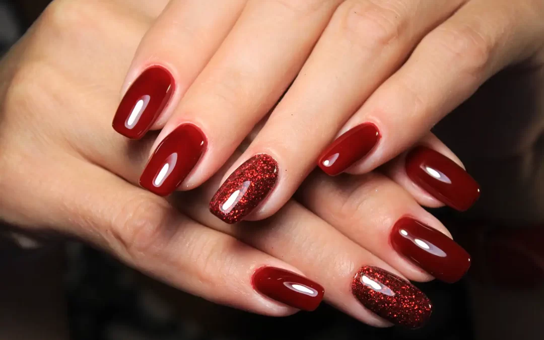 profissionais de alongamento de unhas