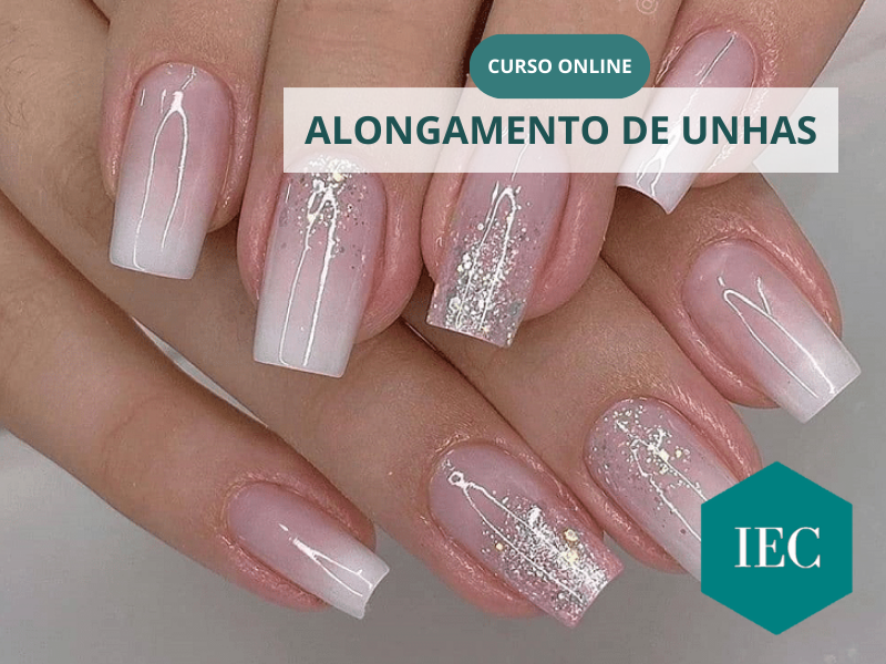 alongamento de unhas acrílico