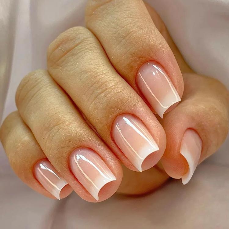 Alongamento de Unhas: Gel