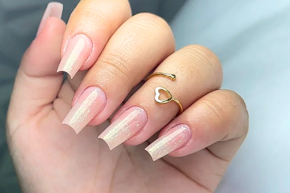 Gel na Tips vs. Soft Gel: Qual o Melhor Alongamento para Você?