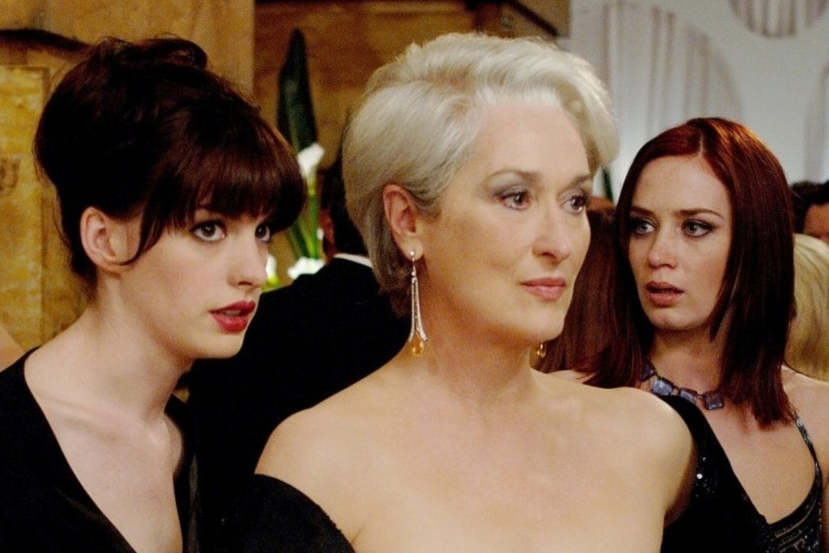 franja reta vs curtain bangs qual combina mais com você