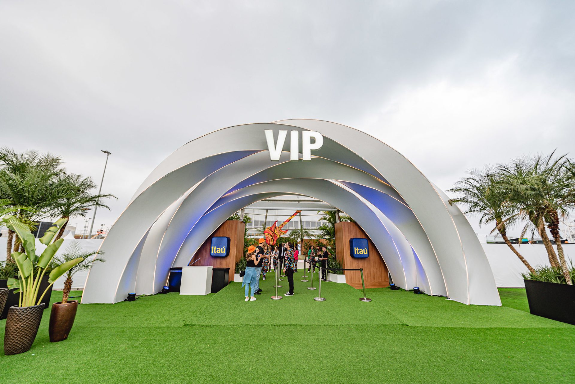 Rock in Rio Club One vs. Lounge vs. Rock Star: Qual Categoria VIP Escolher?