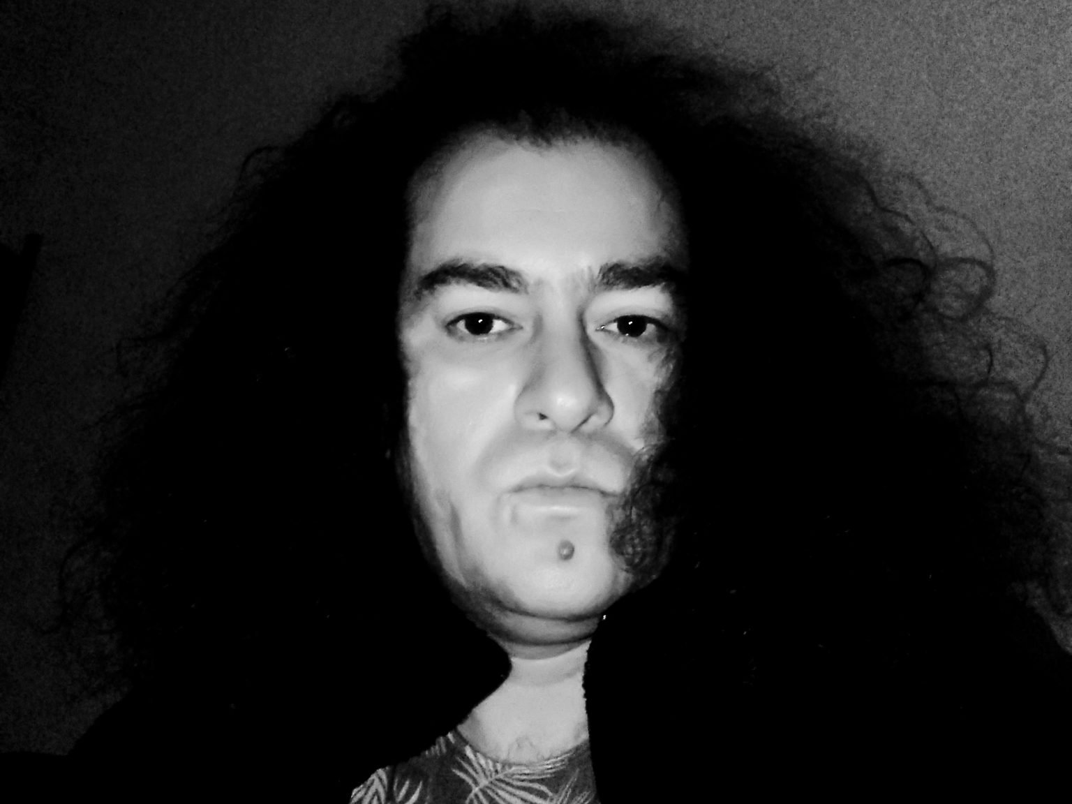 Super Nanoglass: A Revolução em Rochas Ornamentais