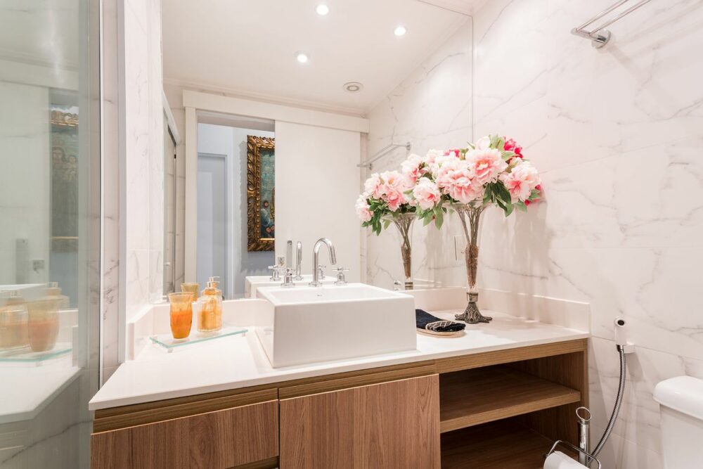 nicho embutido box banheiro apartamento medidas