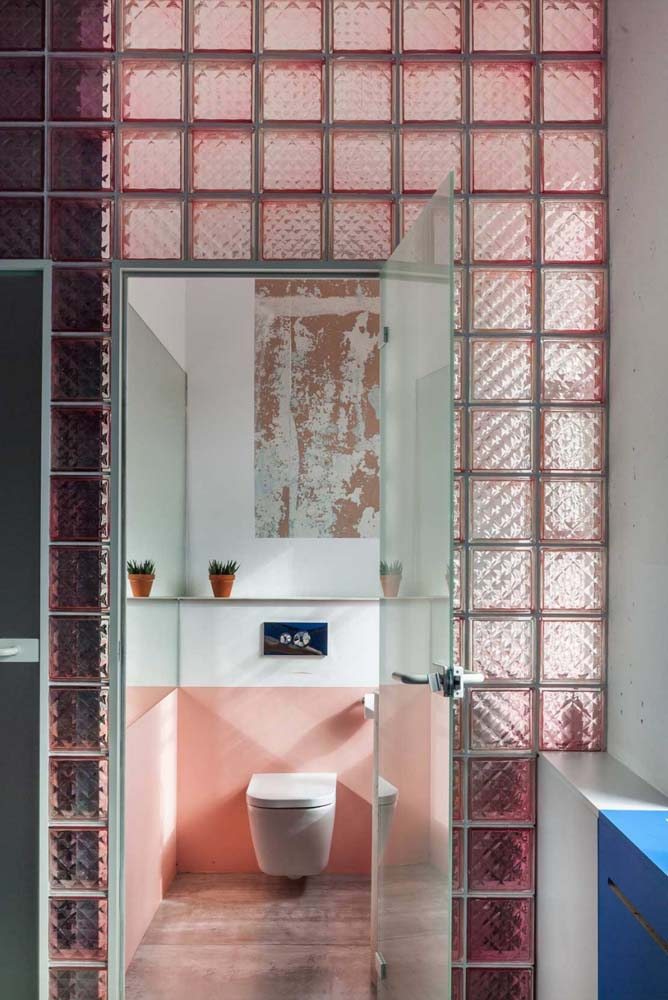 banheiro pequeno tijolo de vidro