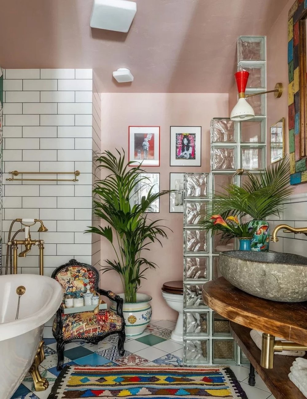 erros usar tijolo vidro banheiro pequeno