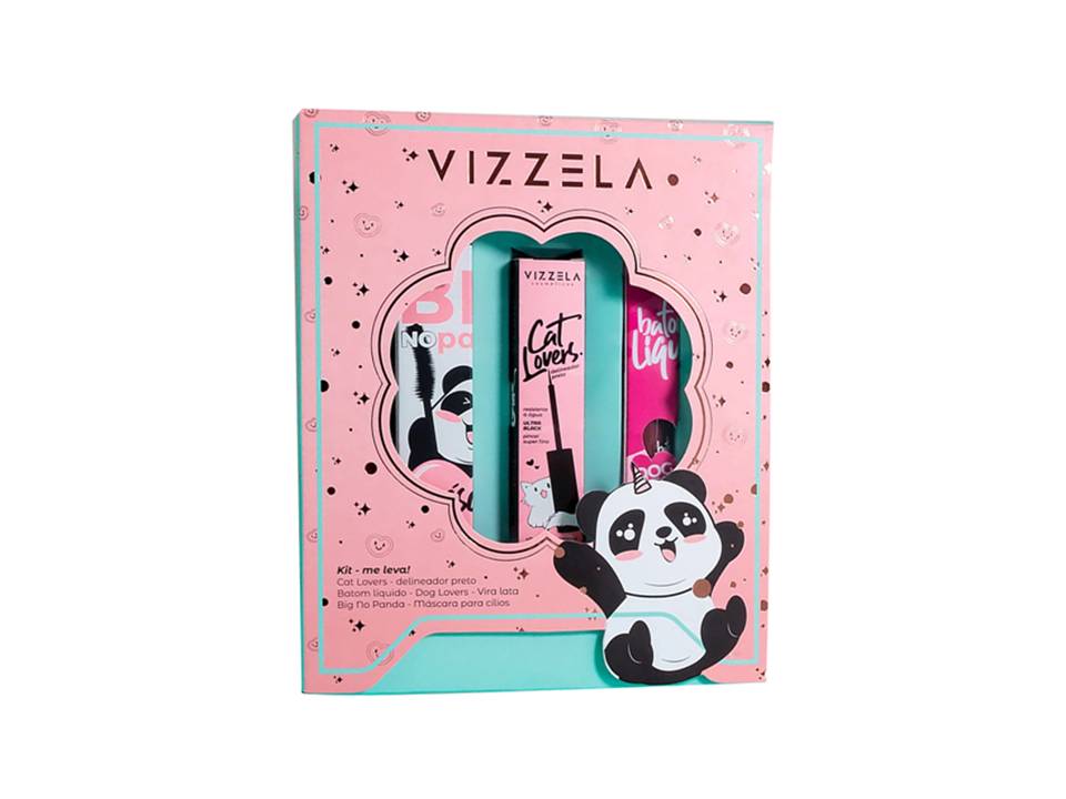 batom na boca maquiada nos cilios