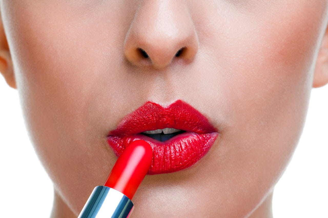 Batom Vermelho Matte vs. Cremoso: Qual o Melhor para Você?
