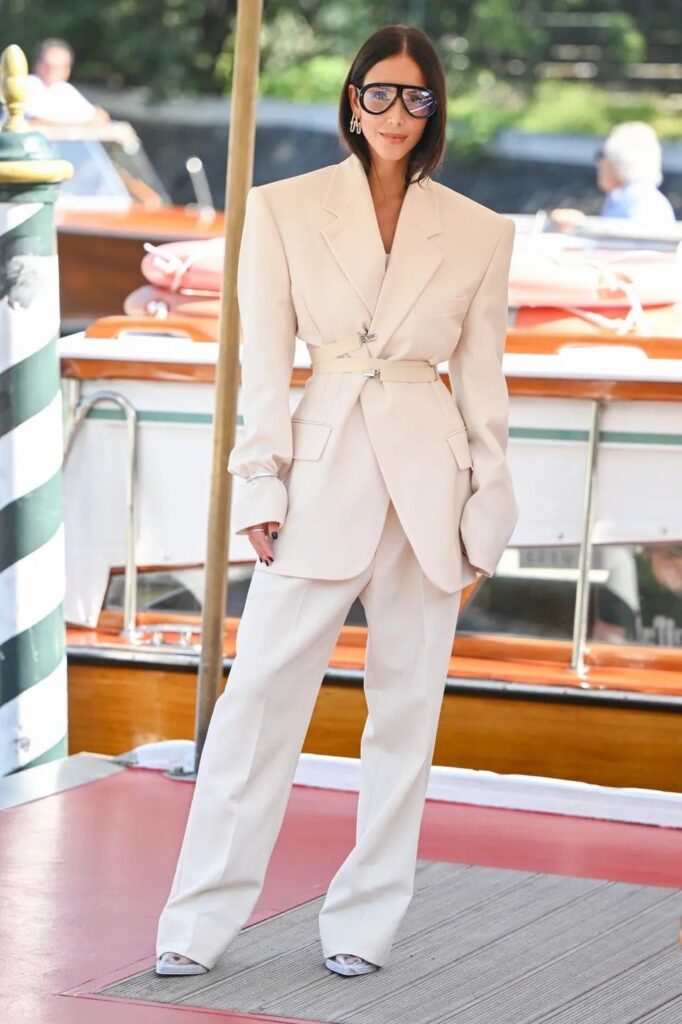 preço blazer alfaiataria acinturado