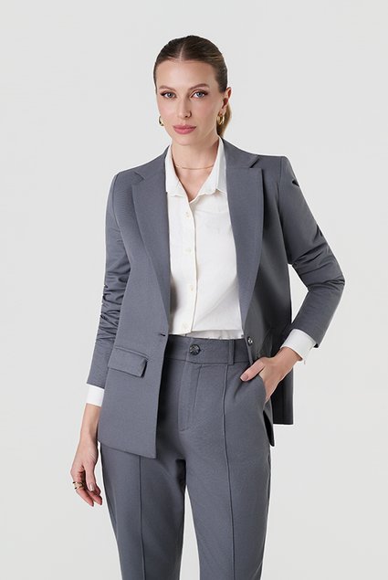 blazer alfaiataria acinturado vs blazer oversized