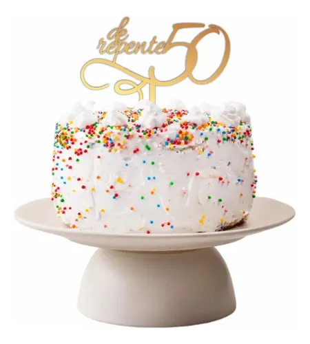 bolo 50 anos feminino dourado
