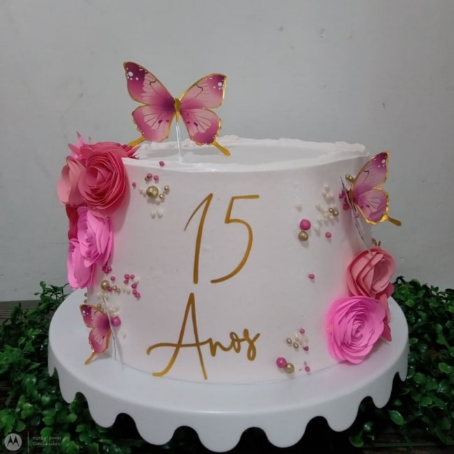 bolo de 15 anos com tema borboletas