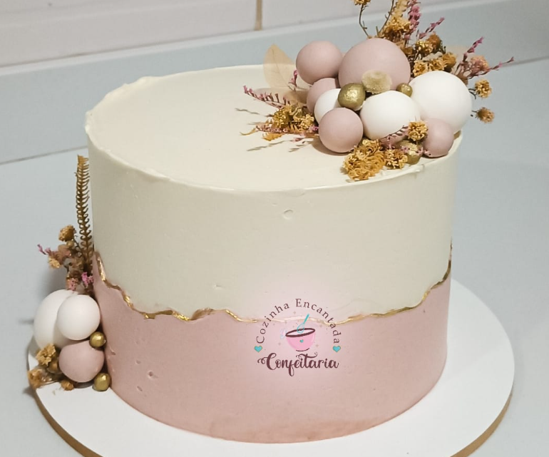 ideias de bolo de 15 anos com flores naturais