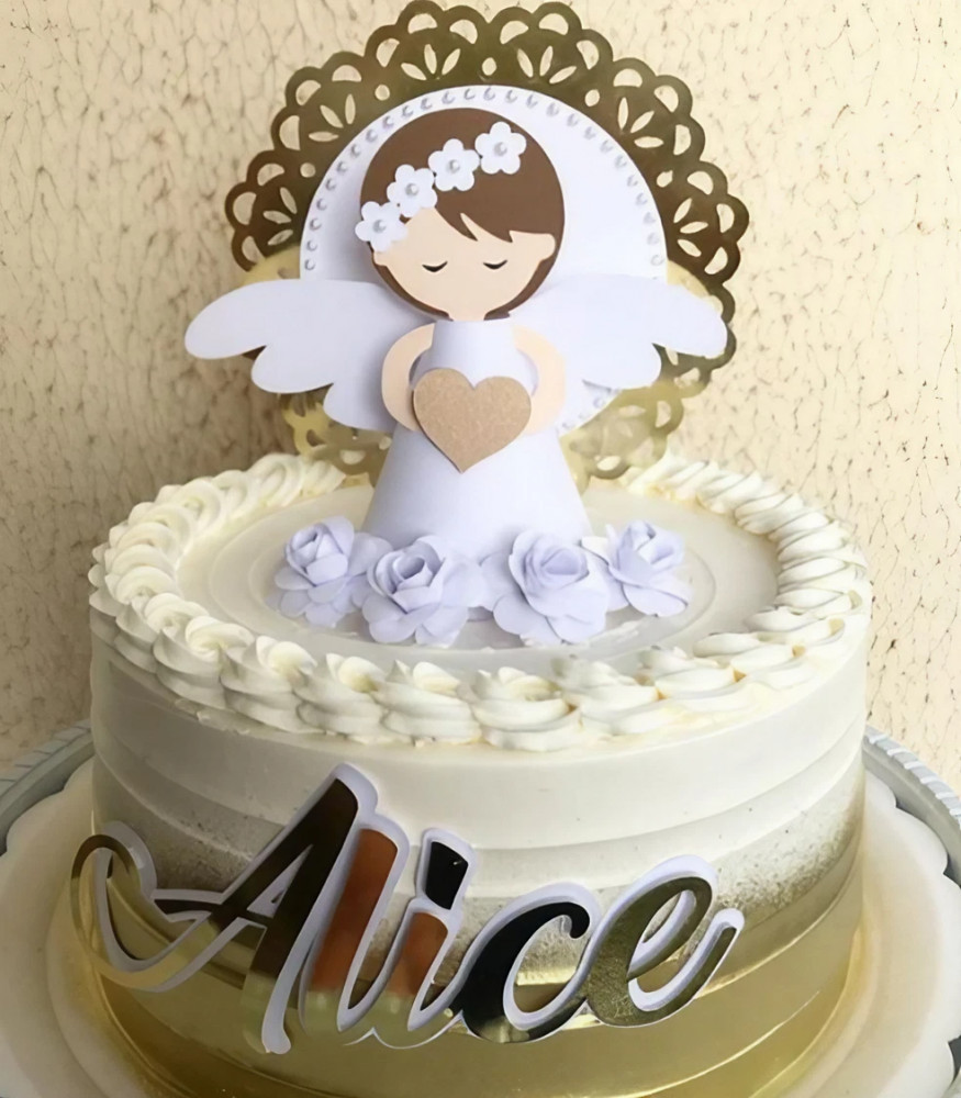 bolo batizado com dourado