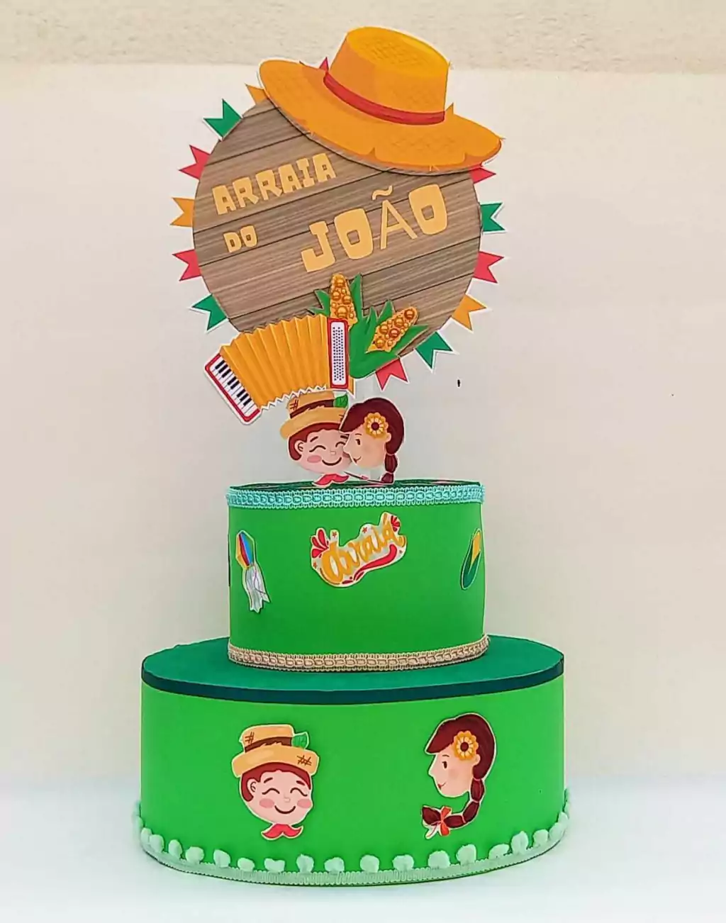 bolo fake tema infantil