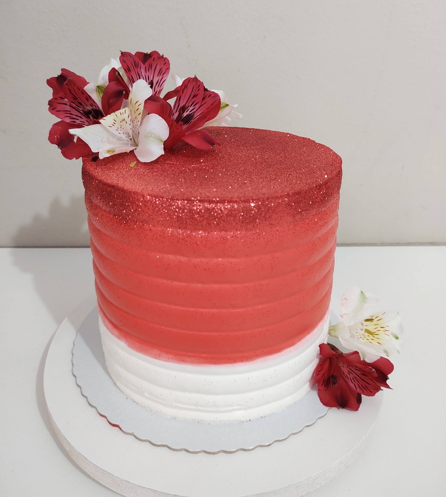 bolo feminino vermelho para noivado