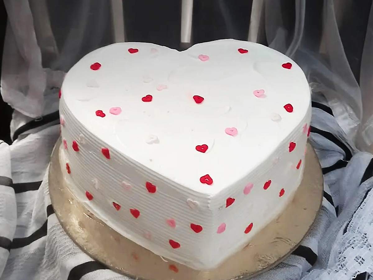 bolo feminino vermelho espatulado