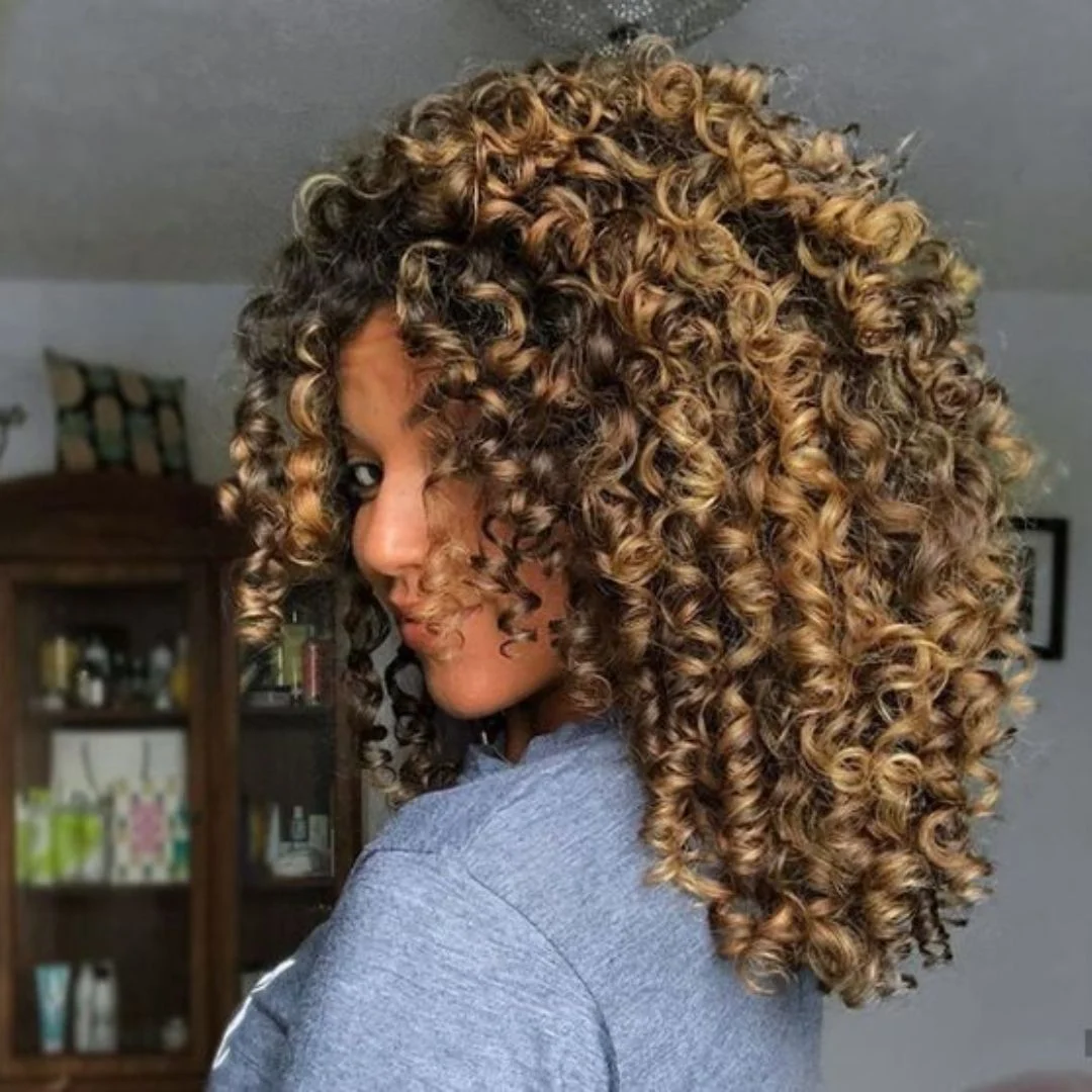 penteados inspiração cabelo 3b feminino