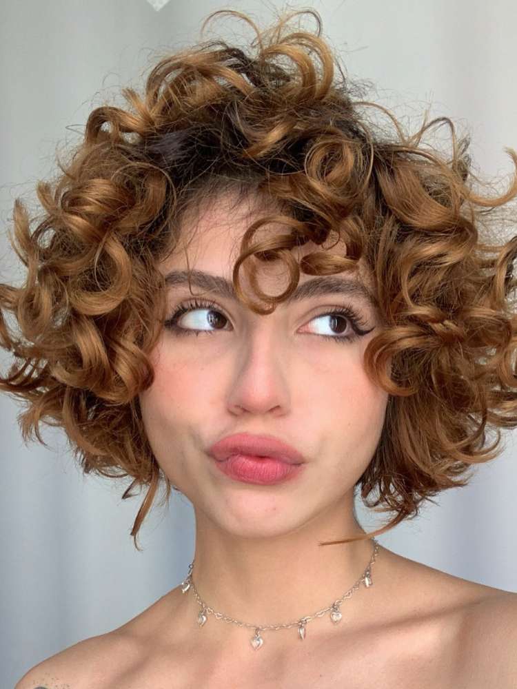 inspiração cabelo cacheado curto