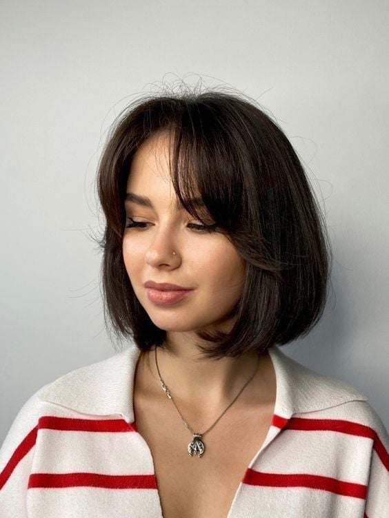 inspiração corte de cabelo curto rosto quadrado