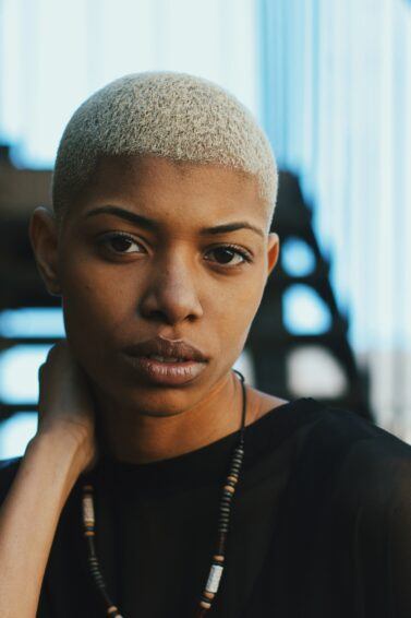 buzz cut vs side cut feminino