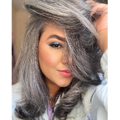 estilo cabelo grisalho