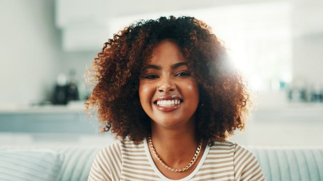 cuidados pos descoloracao mechas platinadas cabelo cacheado