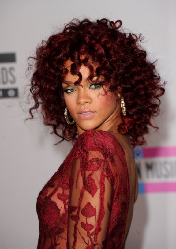 como fazer cabelo vermelho vibrante em casa