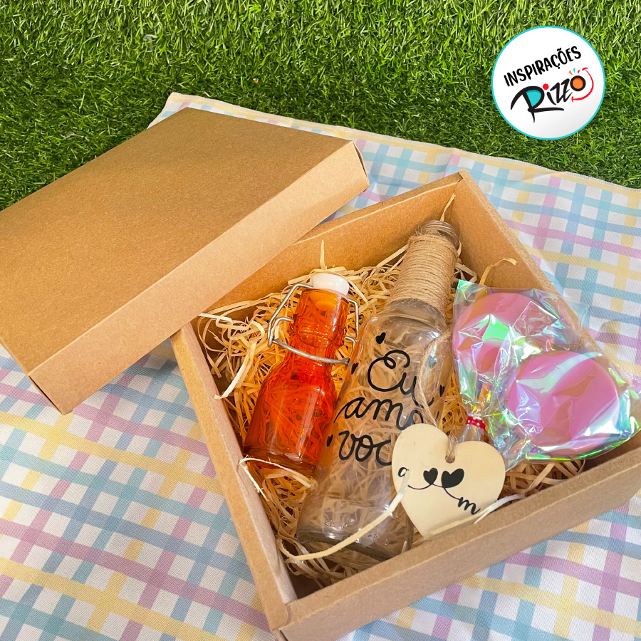 caixa de papel retangular