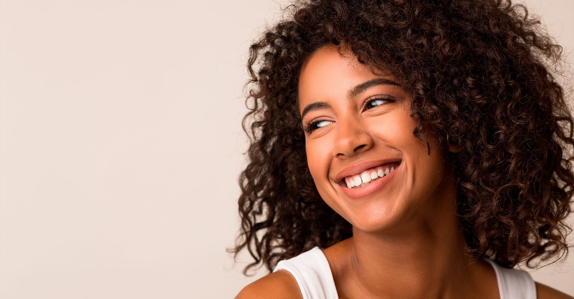 castanho escuro vs preto azulado qual escolher