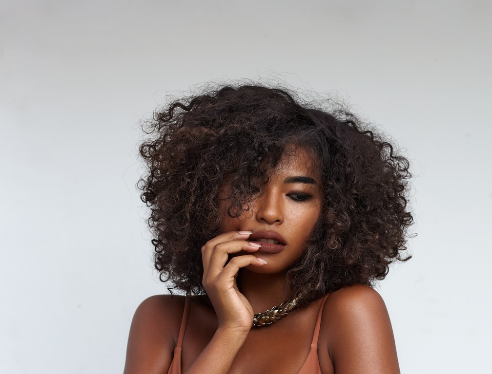 erros comuns ao escolher cabelo castanho escuro