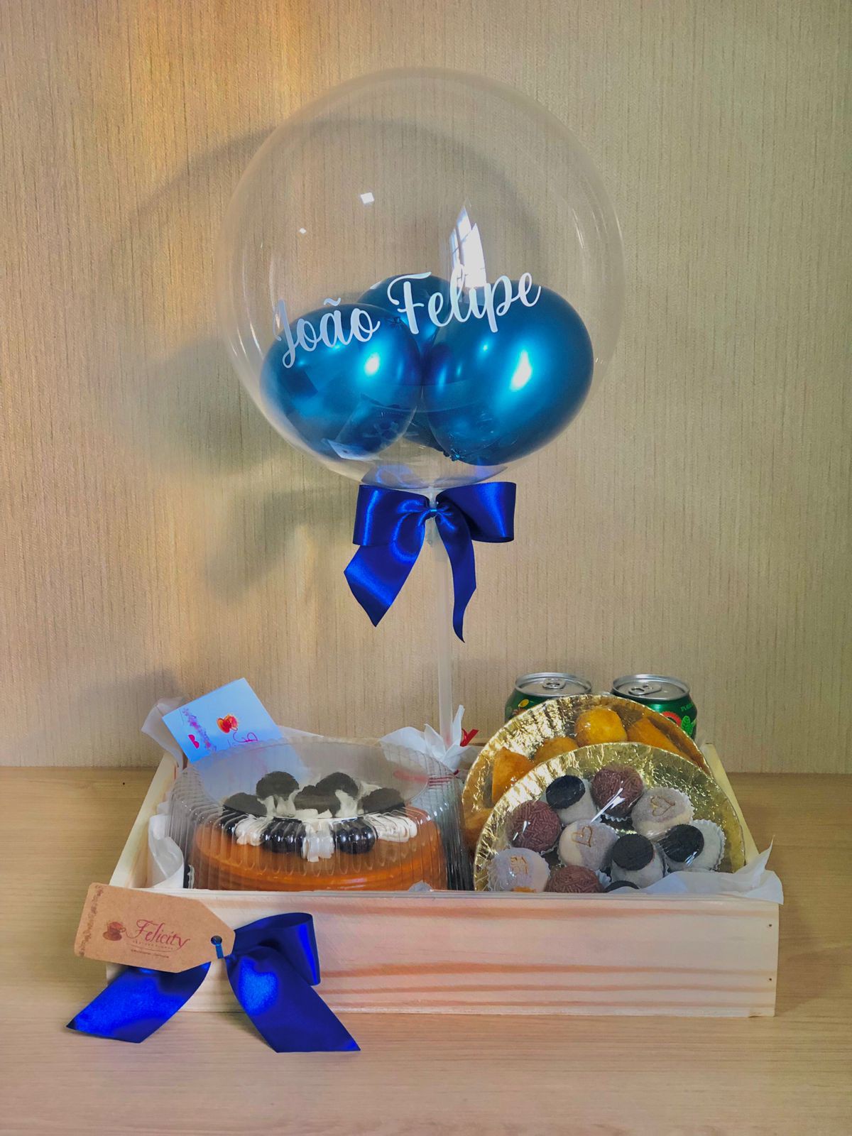 cesta de aniversário para idosos