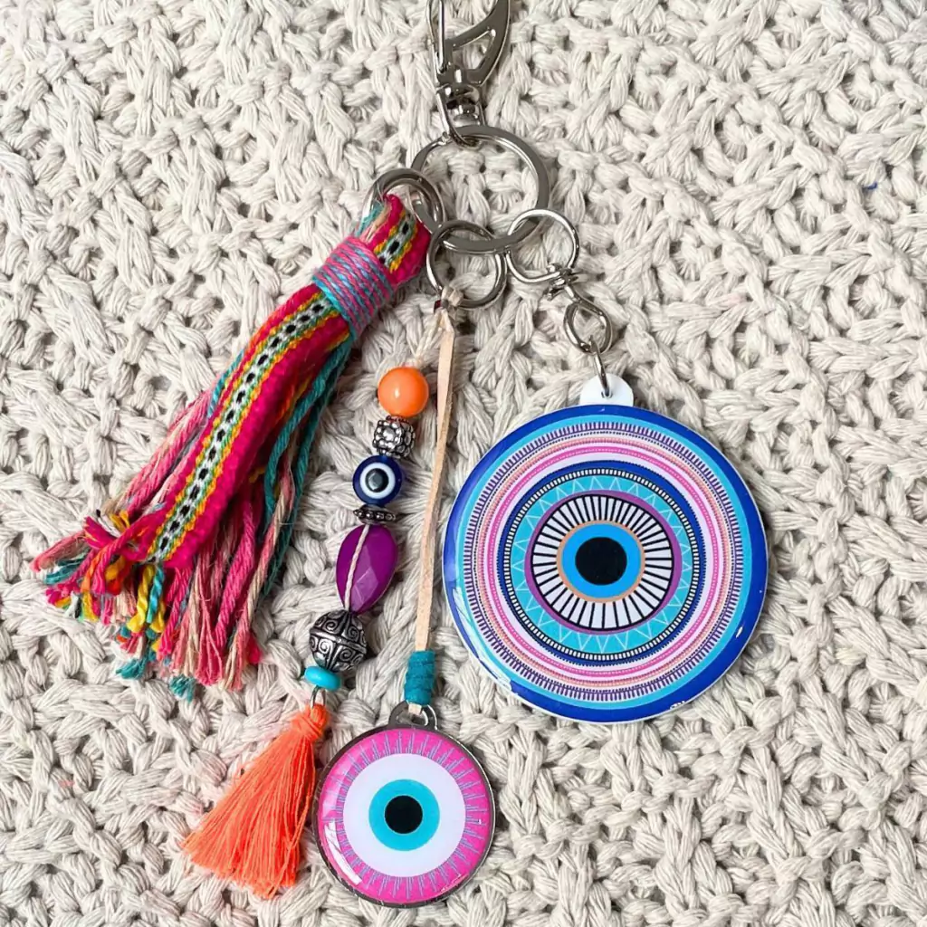 como fazer chaveiro de resina